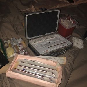 Eyebrow treading kit 150$ or best offer